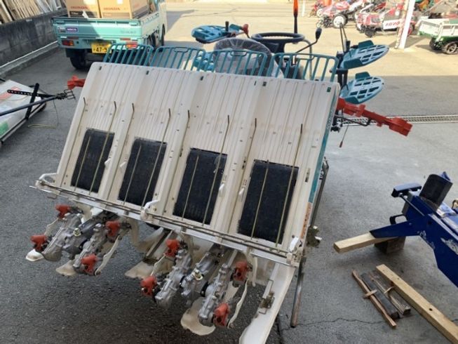 田植機 SPU40P 写真３